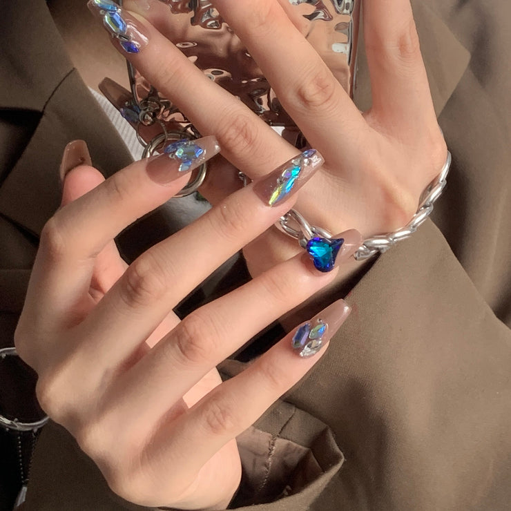 Blue Necklace 蓝项链