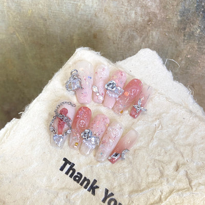 | Pink bubble | Pure manual wearing of finished nail patch temperament chain love nail removable