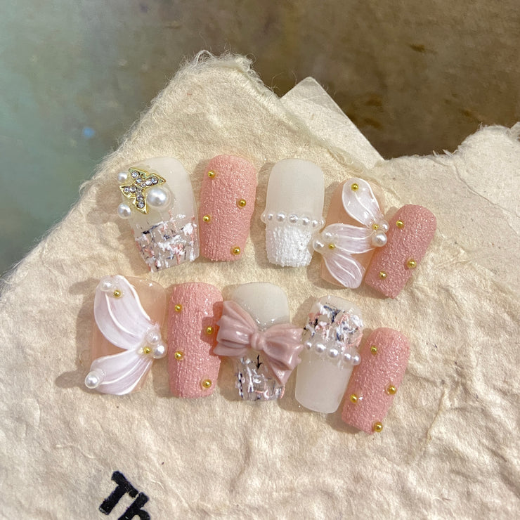 Super cute pink bow